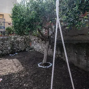 casa-dei-renai-by-typney.it-tuscanyhotel.com/